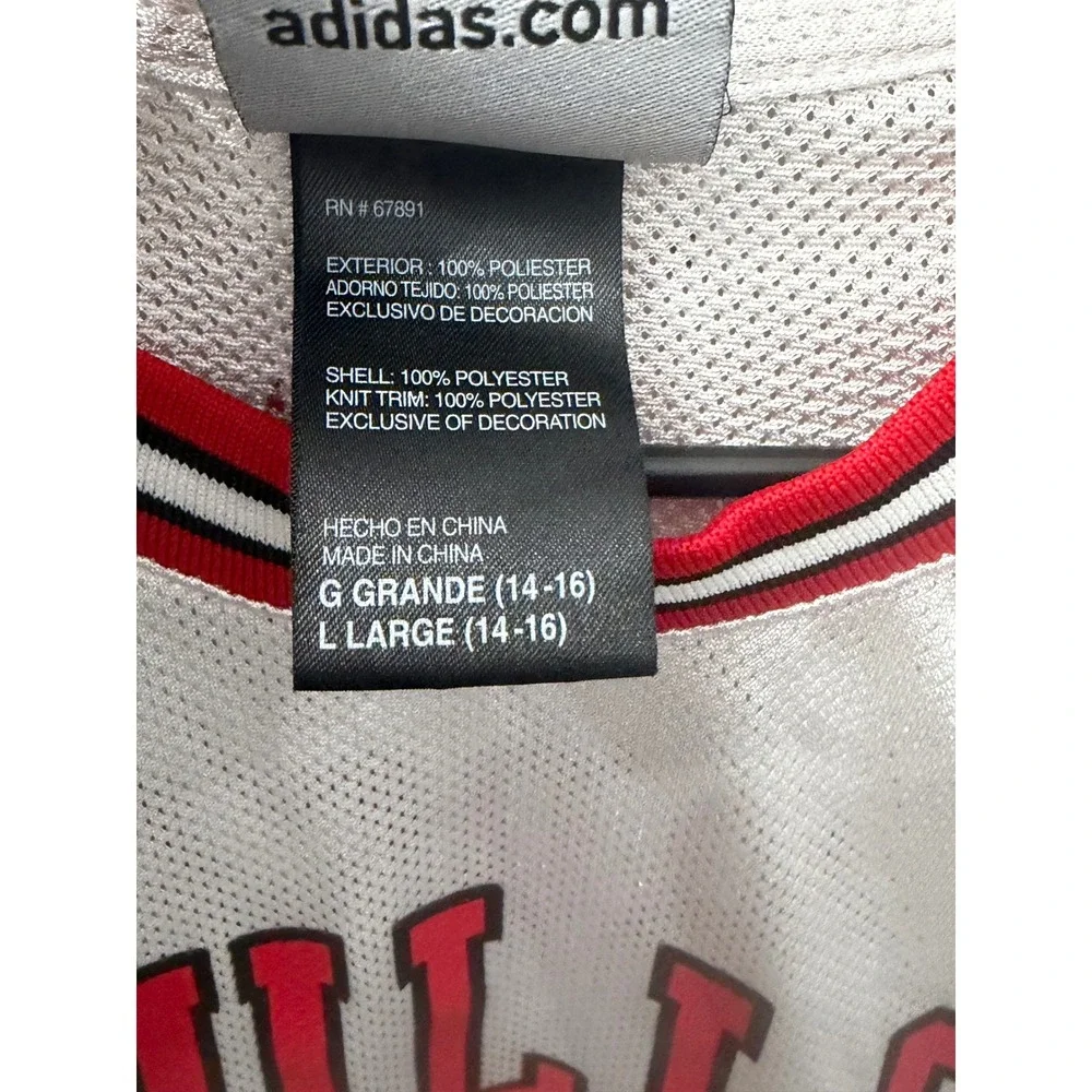 Adidas Derrick Rose Chicago Bulls White Jersey Youth Large 14-16 NBA Home